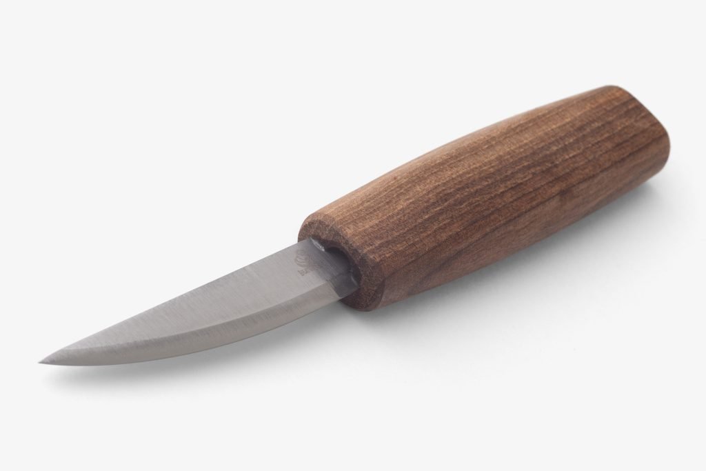 C4M – Whittling Knife in Walnut